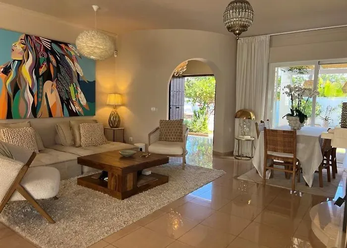 Villa Lovely In San Pedro De Alcantara,