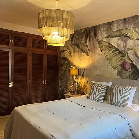 Lovely In San Pedro De Alcantara, Villa Marbella