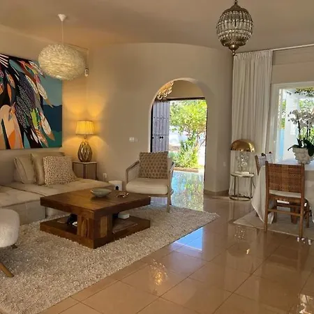 Villa Lovely In San Pedro De Alcantara,